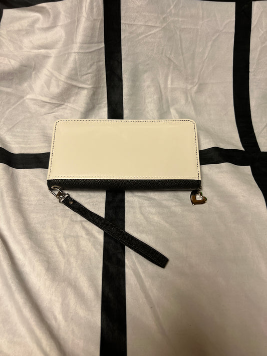 WOMAN WALLET